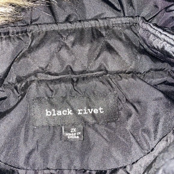 Clothes - most plus size but will fit anyone XL and up! - Picture 11 of 13